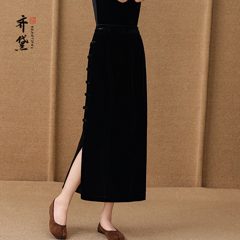 品牌新中式真丝丝绒半身裙女2026秋冬新款高腰复古优雅a字裙