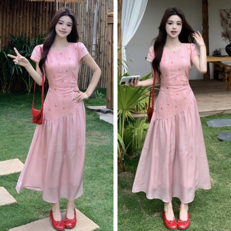 大码法式高级感爱心短袖连衣裙女夏季胖mm收腰显瘦显白减龄长裙子