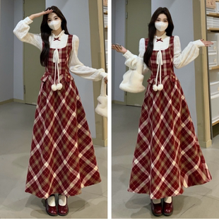 大码圣诞新年战袍红色格子连衣裙女秋冬胖mm甜美假两件打底长裙子