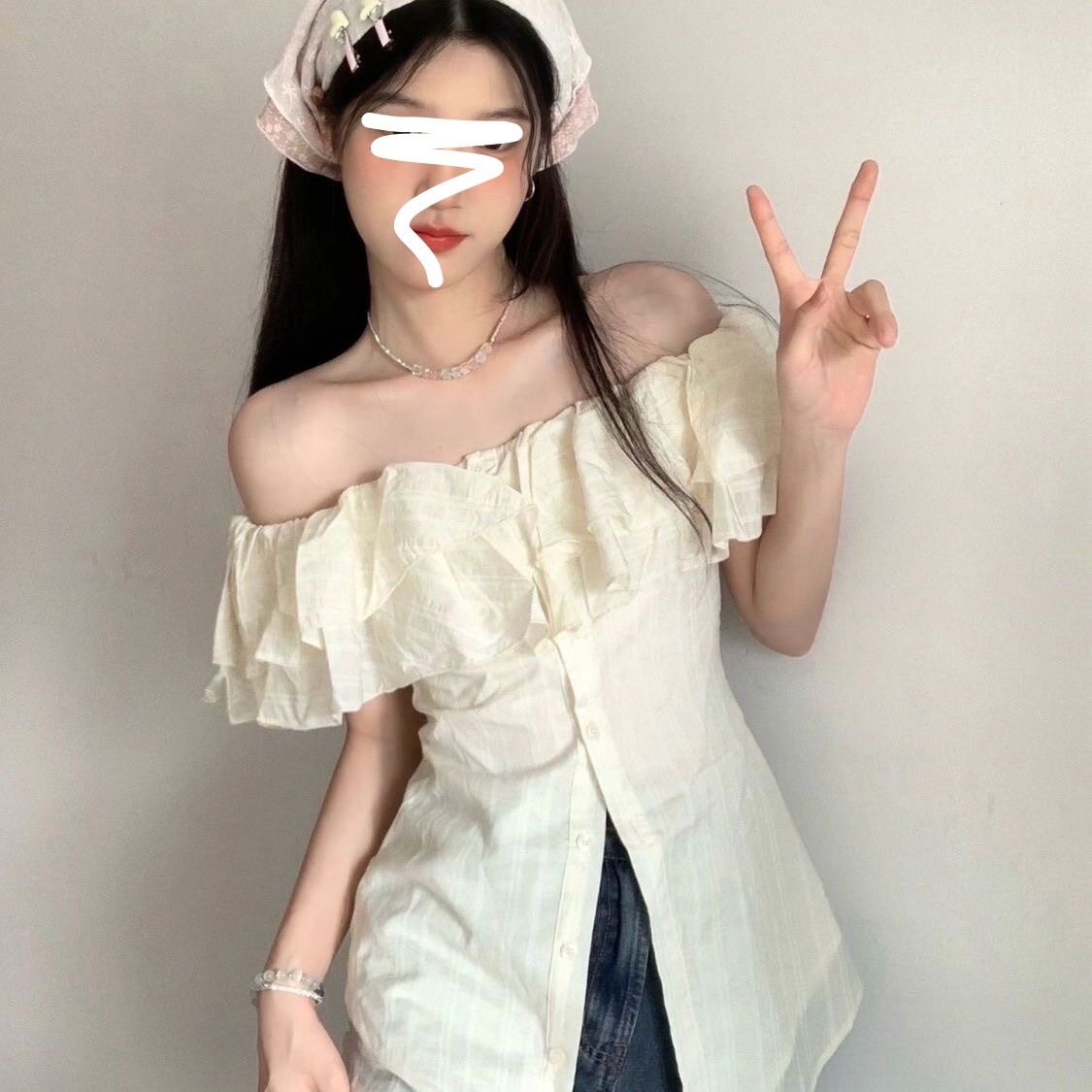 甜美纯欲辣妹一字肩上衣女夏季荷叶边显瘦收腰设计感修身法式衬衫