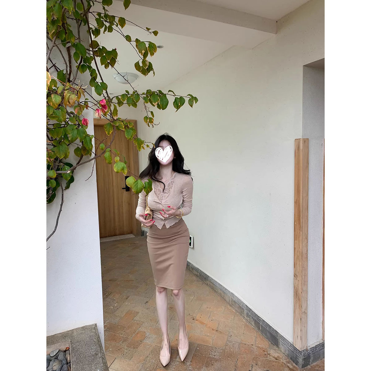春季韩系纯欲蕾丝v领长袖针织衫御姐短款上衣修身包臀半身裙套装