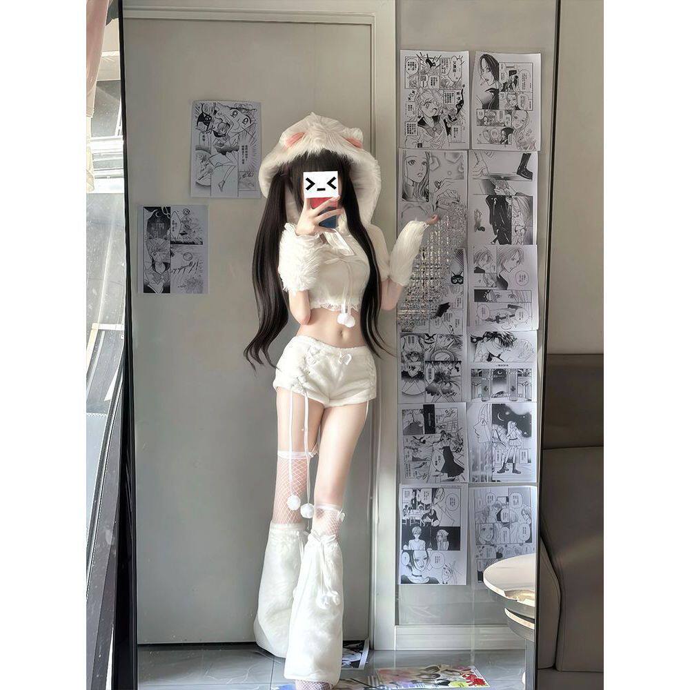 纯欲风可爱少女连帽披肩短款上衣短裤套装拼接修身减龄甜美小个子