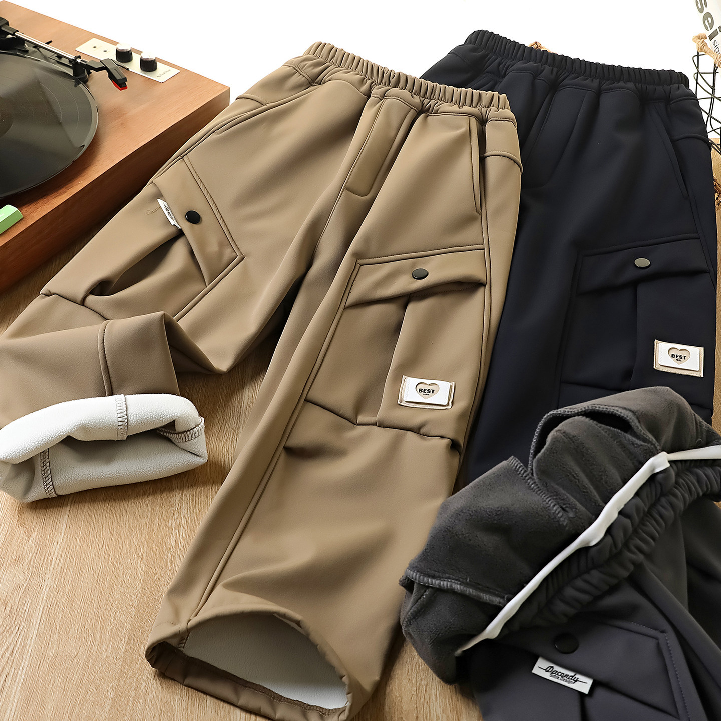 男童加绒裤子秋冬2025新款工装裤儿童酷帅洋气长裤中大童冲锋裤潮