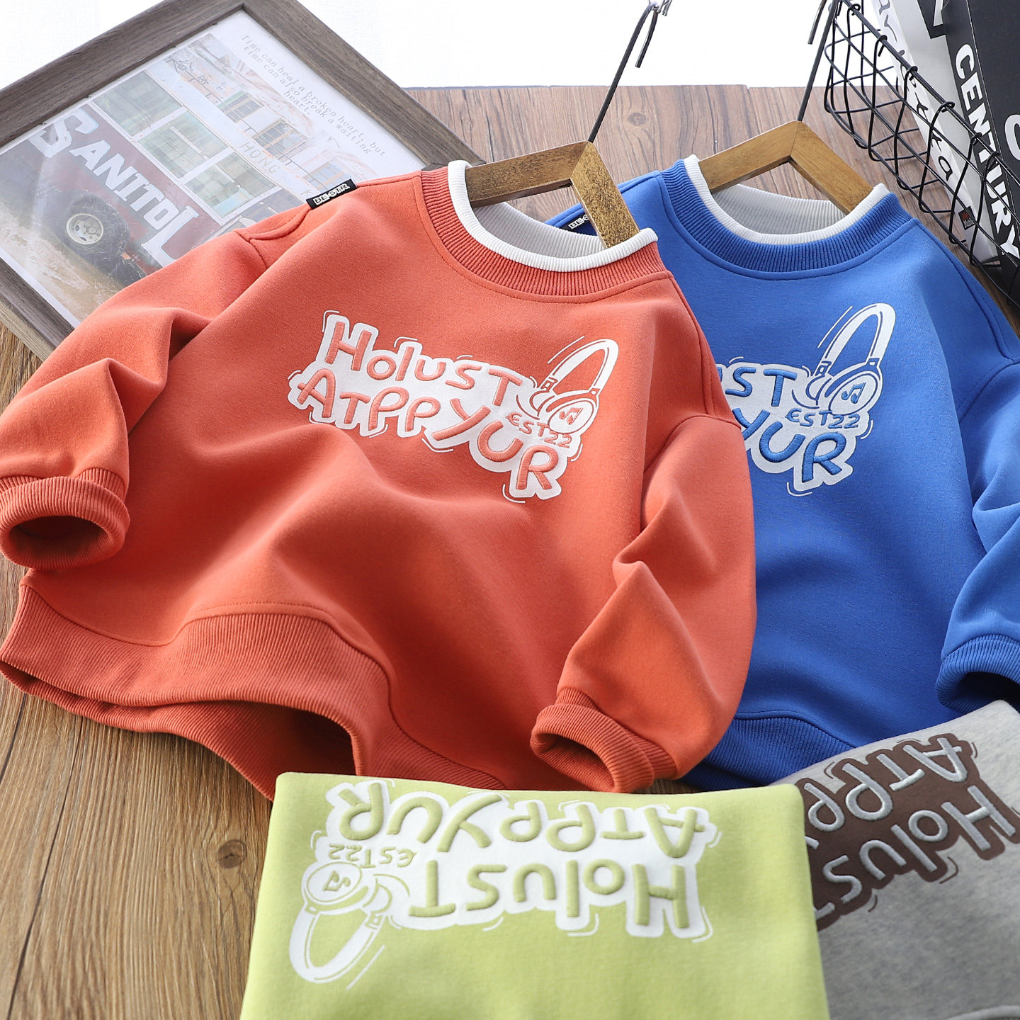 男童卫衣春装2026新款儿童刺绣圆领上衣中大童洋气打底男孩长袖潮