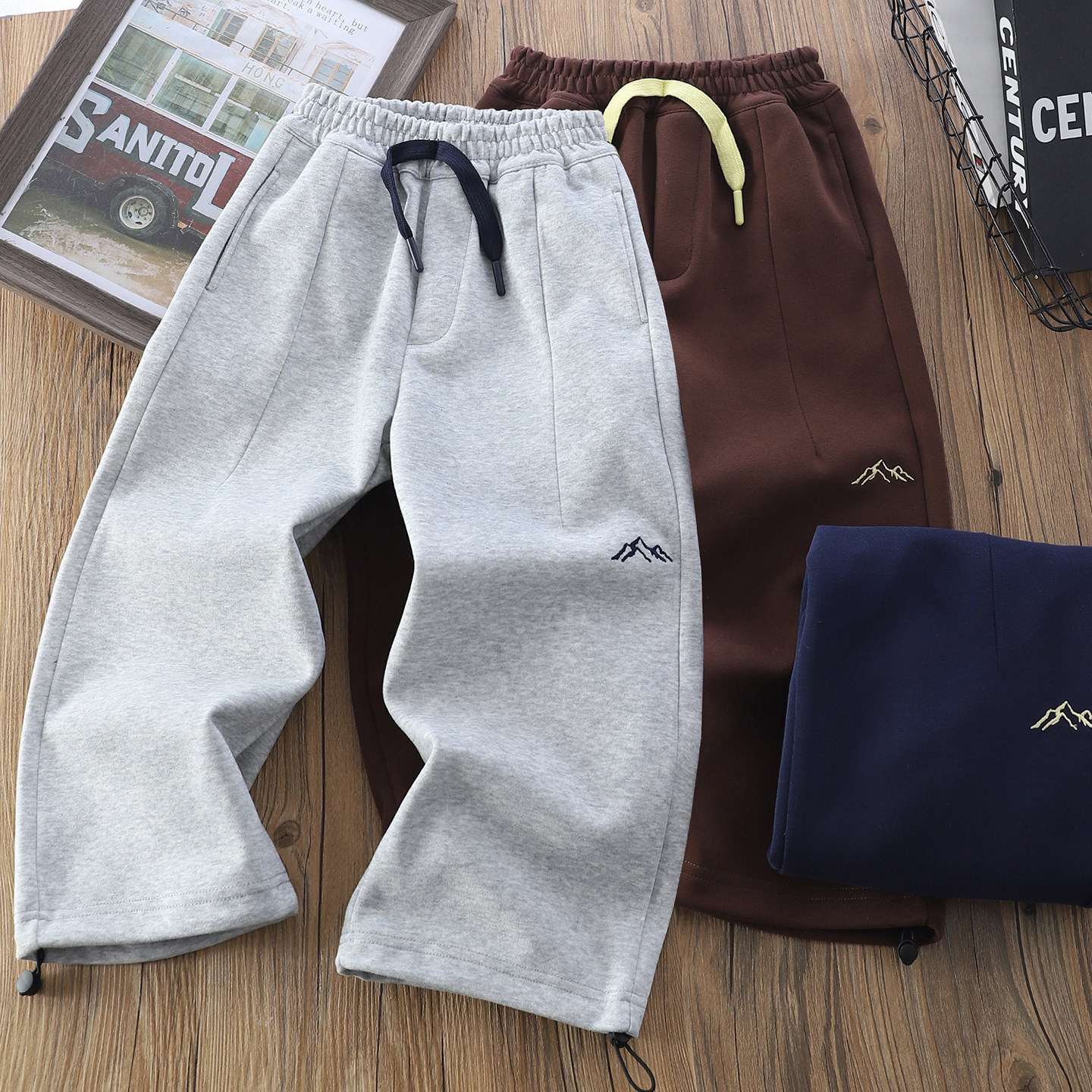 男童裤子春秋2026新款帅气长裤儿童休闲运动裤中大童百搭宽松卫裤