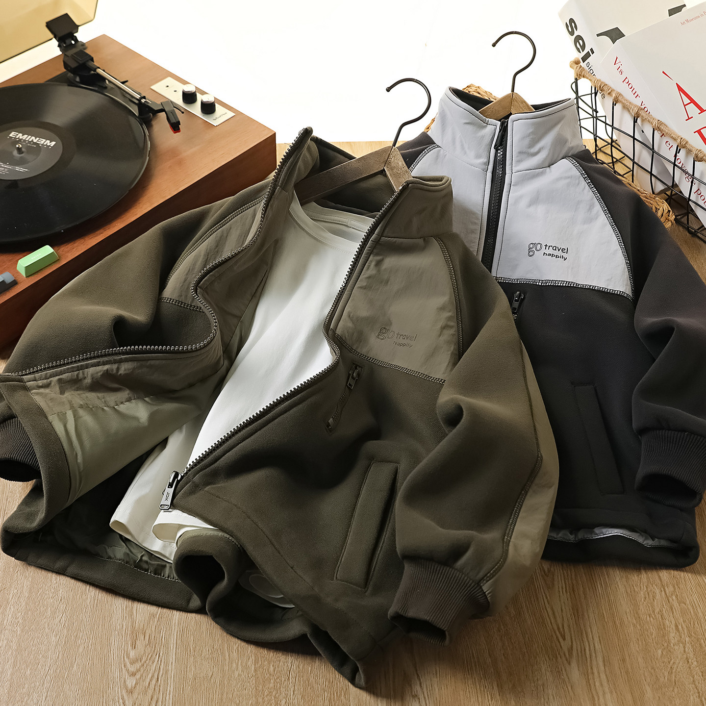 男童加厚外套秋冬2025新款儿童立领帅气防风上衣中大童拼色夹克衫