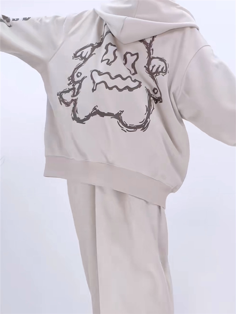 인터넷 연예인 OOTD 운동복 정장 여성 가을 ??학생 소금 느슨한 연령 감소 후드 티셔츠 세련된 투피스 세트