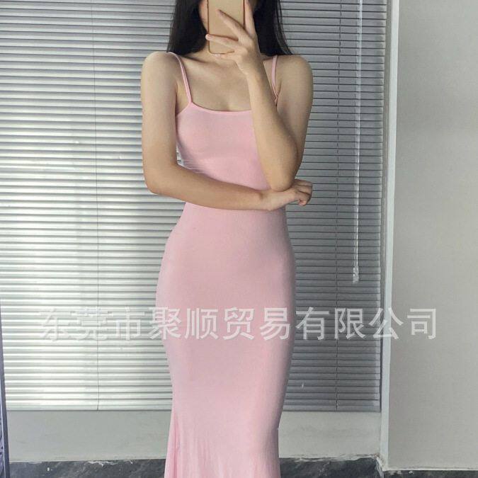 我是香秀吊带鱼尾裙卡戴珊平替