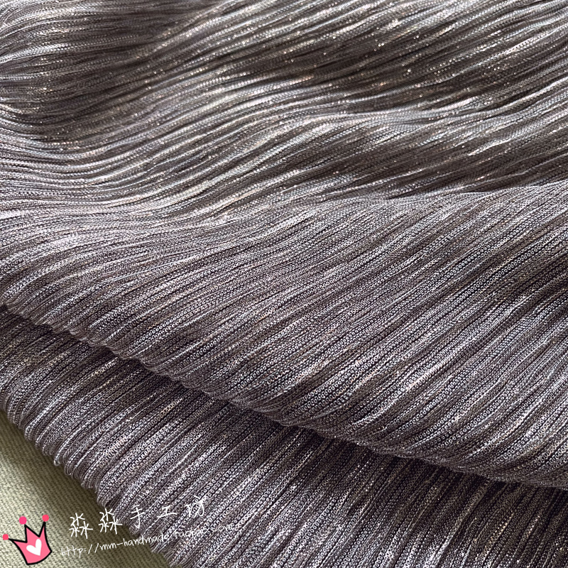 藕灰色镭射人鱼姬超薄欧美风面料