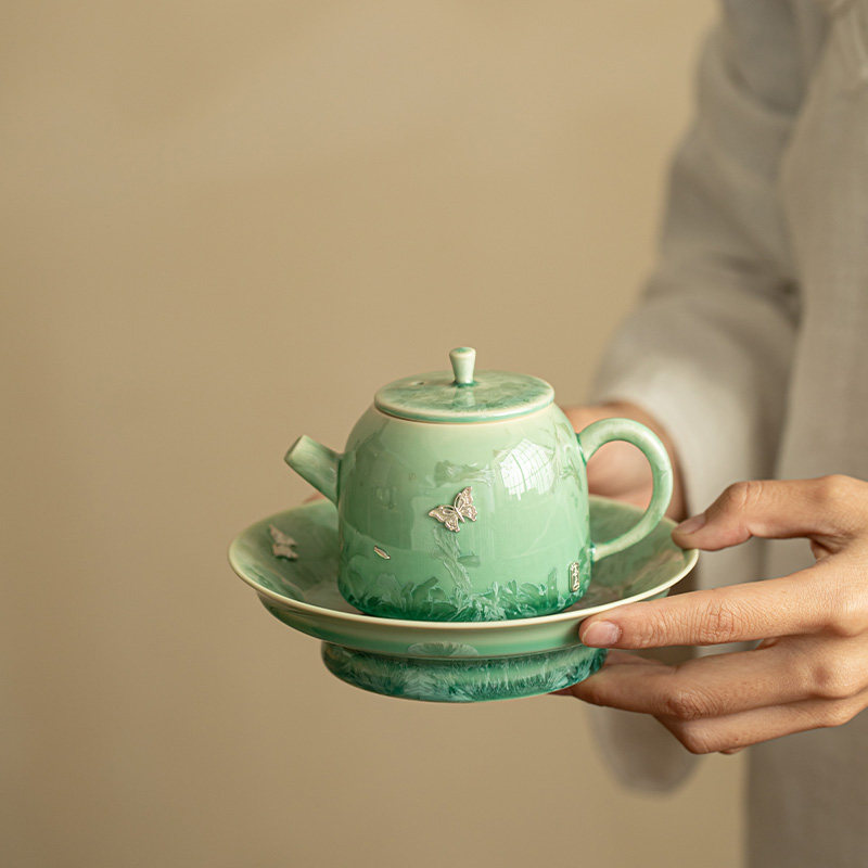 绿色蝴蝶图案陶瓷茶壶带托盘