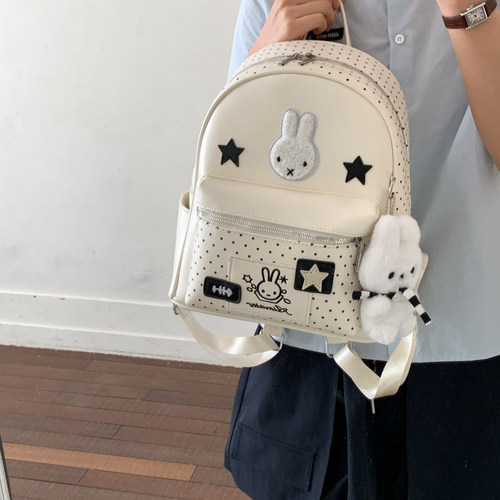 可爱卡通波点米菲春季百搭双肩包