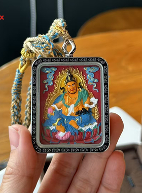 藏银朱砂唐卡手工彩绘立体浮雕黄财神挂链