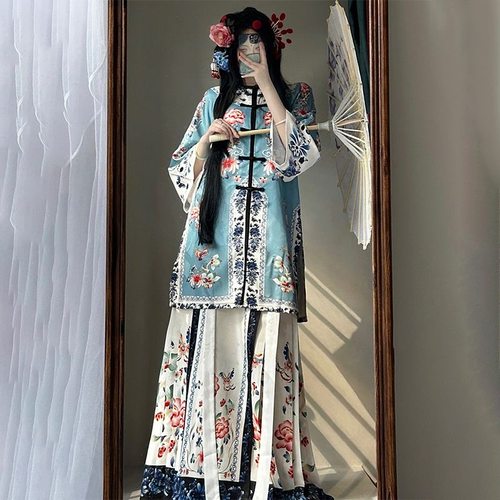 花神司清女格格服斜襟印花圆领古董氅衣民族服饰马面原创重工改良