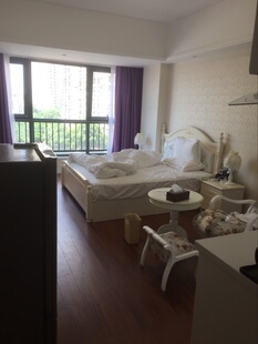 青年阳光精品公寓义乌万达店