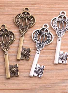 17*44mm复古合金钥匙配件 古银钥匙挂件吊坠 手工制作扎痛包材料