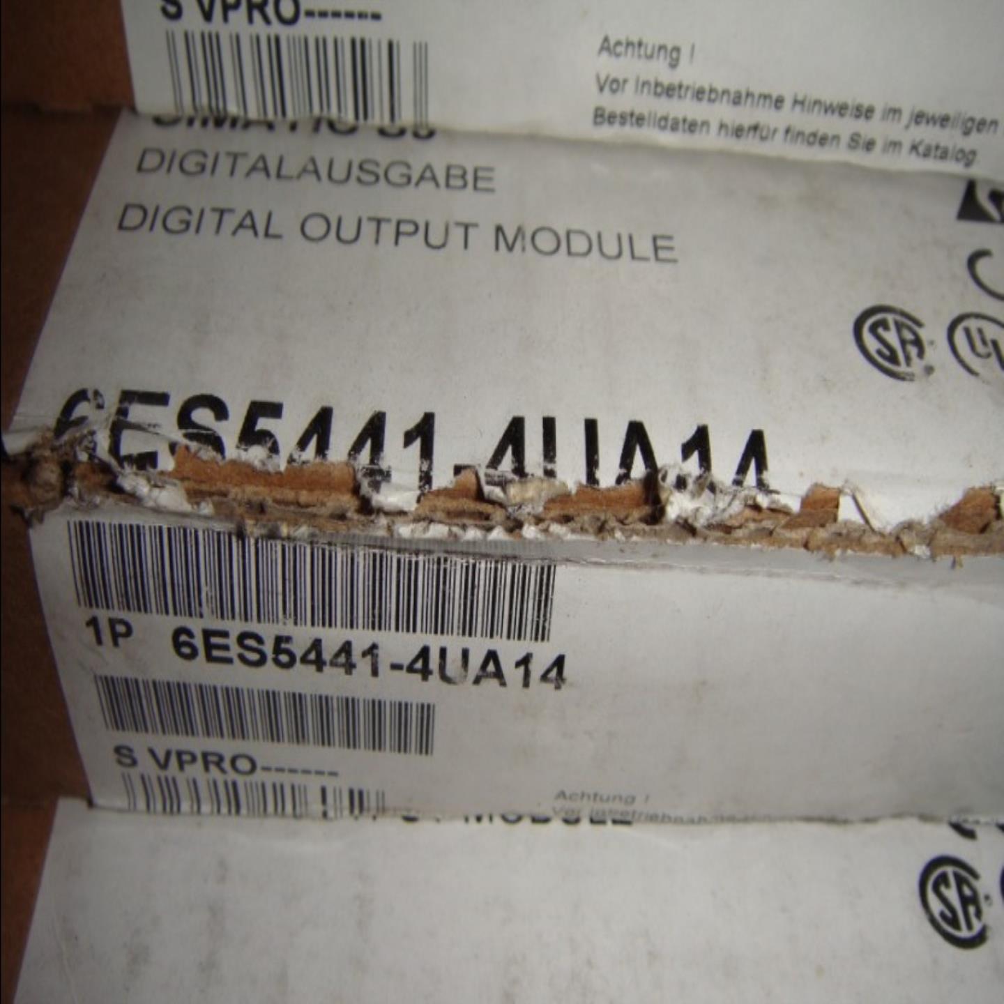 S5 PLC模块 6ES5441-4UA14 6ES5 441-4UA14 6ES5441-4UA14