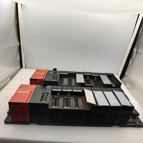MITSUBISHI A1S61PN A2SPU A1SX42 A1SY41 A1SY50 A1S38B 组合