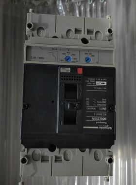 非实 NSU250N NS250F 3P固定式150 160 200A 225A250A