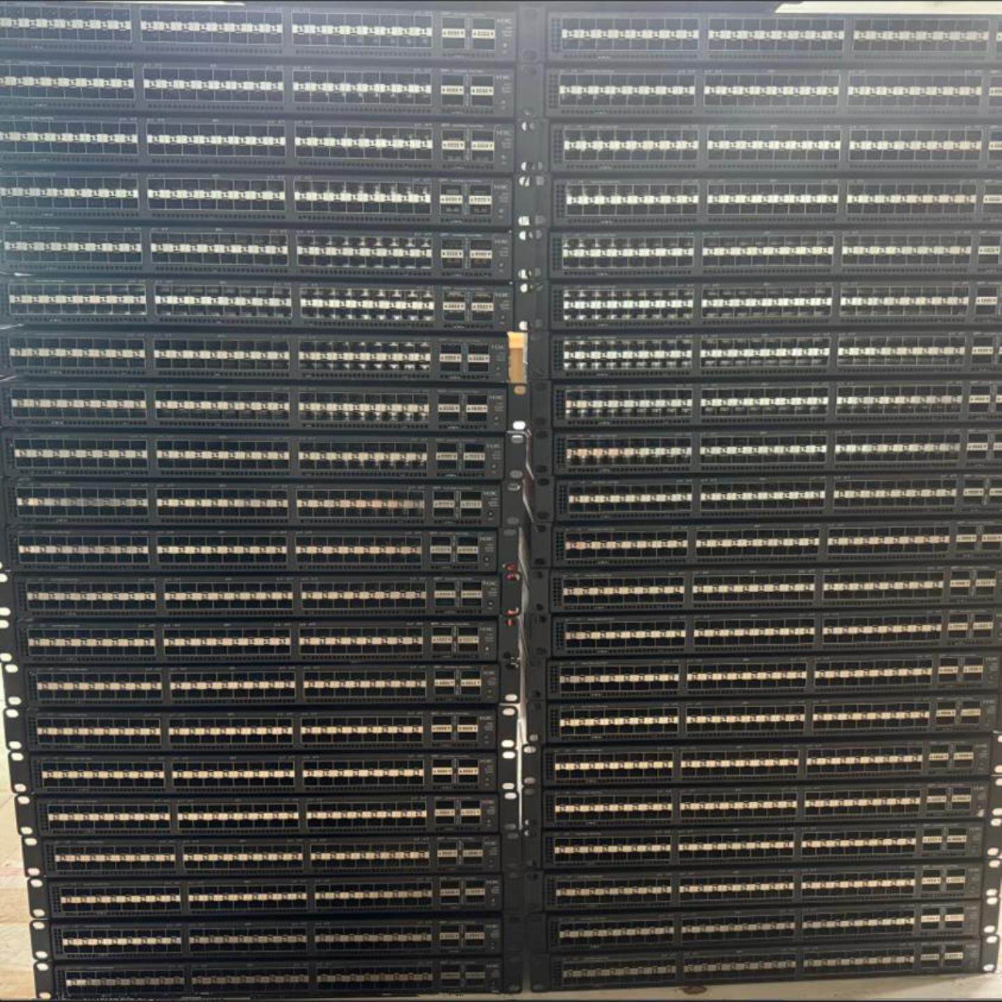 H3C LS-S6300-52QF 三层48全万兆光口+4个40G光 万兆交换机