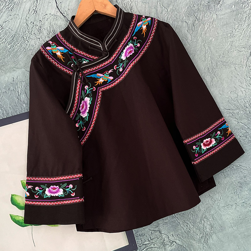 布依族服装女贵州少数民族风