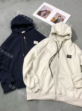 慧慧来自星星女装店  潮流百搭款刺绣贴布连帽加绒卫衣外套NOOO