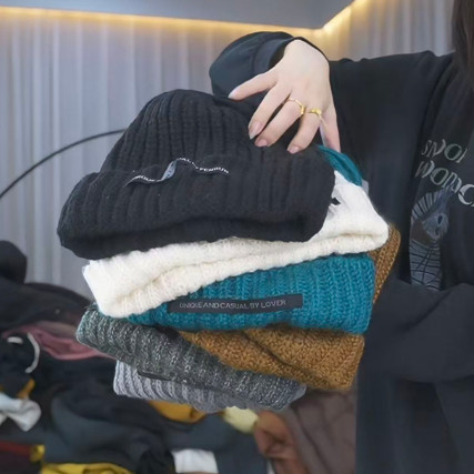 慧慧来自星星女装店  UNIII七色百搭秋冬宽松贴布毛线帽FORRR,服饰配件/皮带/帽子/围巾,帽子,淘宝优惠券,粉丝福利购,淘宝优惠卷