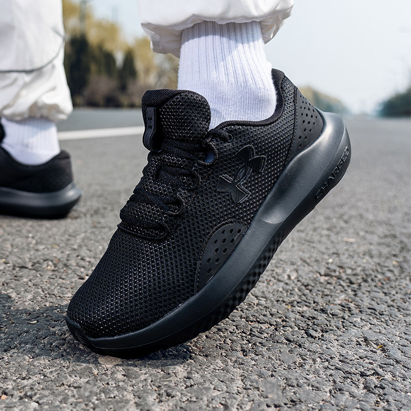 安德玛UA跑步鞋男鞋2026夏季新款男士黑武士网面透气缓震运动鞋