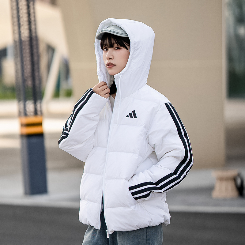 阿迪达斯白色羽绒服女装冬季新款运动服女士短款轻薄保暖鸭绒外套