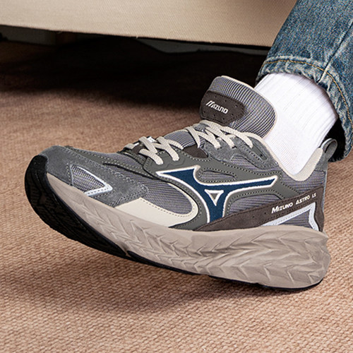 Mizuno美津浓休闲鞋男鞋2025冬新款运动鞋轻便减震跑步鞋ASTRO LS