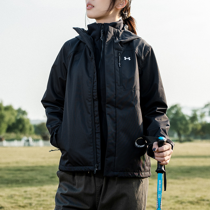 UA安德玛保暖三合一夹克女装冬季新款黑色连帽外套户外跑步运动服