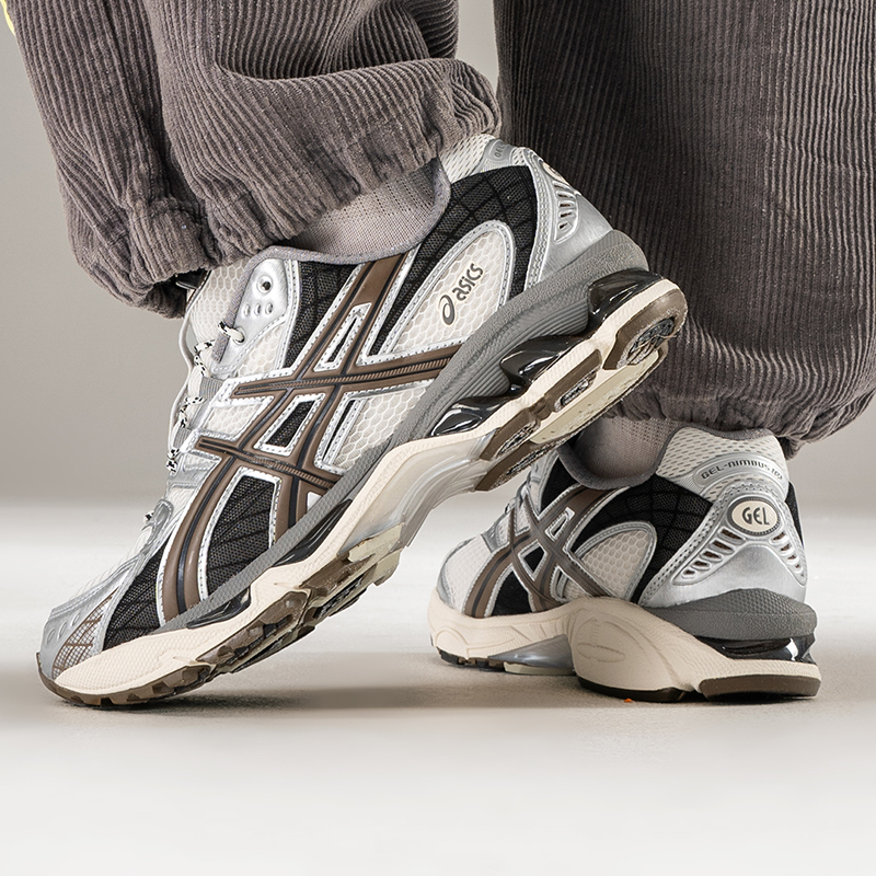 亚瑟士休闲鞋男鞋女鞋冬季新款GEL-NIMBUS 10.1网面运动复古跑鞋