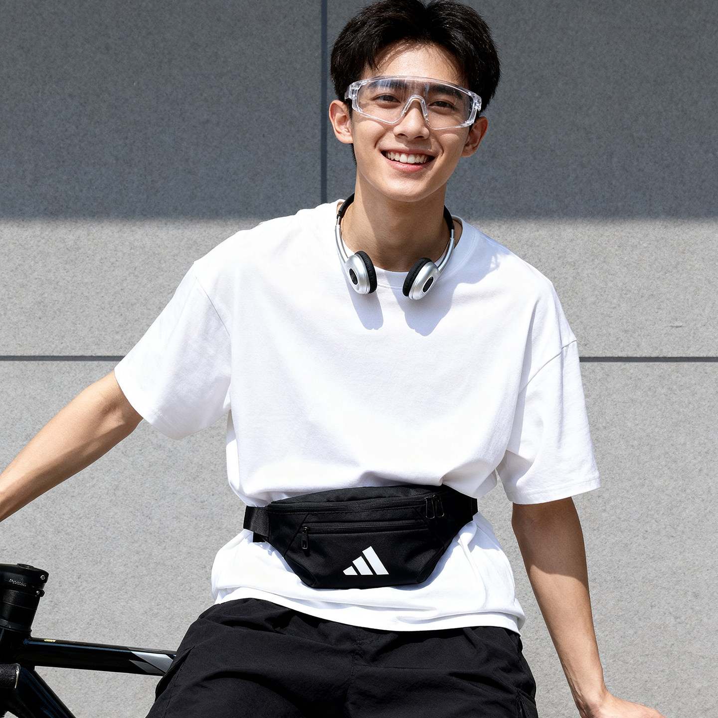 幸运叶子丨阿迪达斯男包女包胸包跑步健身训练运动包斜挎包腰包