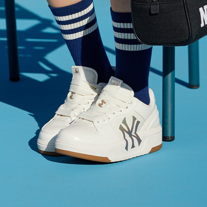 MLB厚底板鞋子男女鞋25冬季新款休闲鞋透气时尚休闲鳄鱼纹鞋子