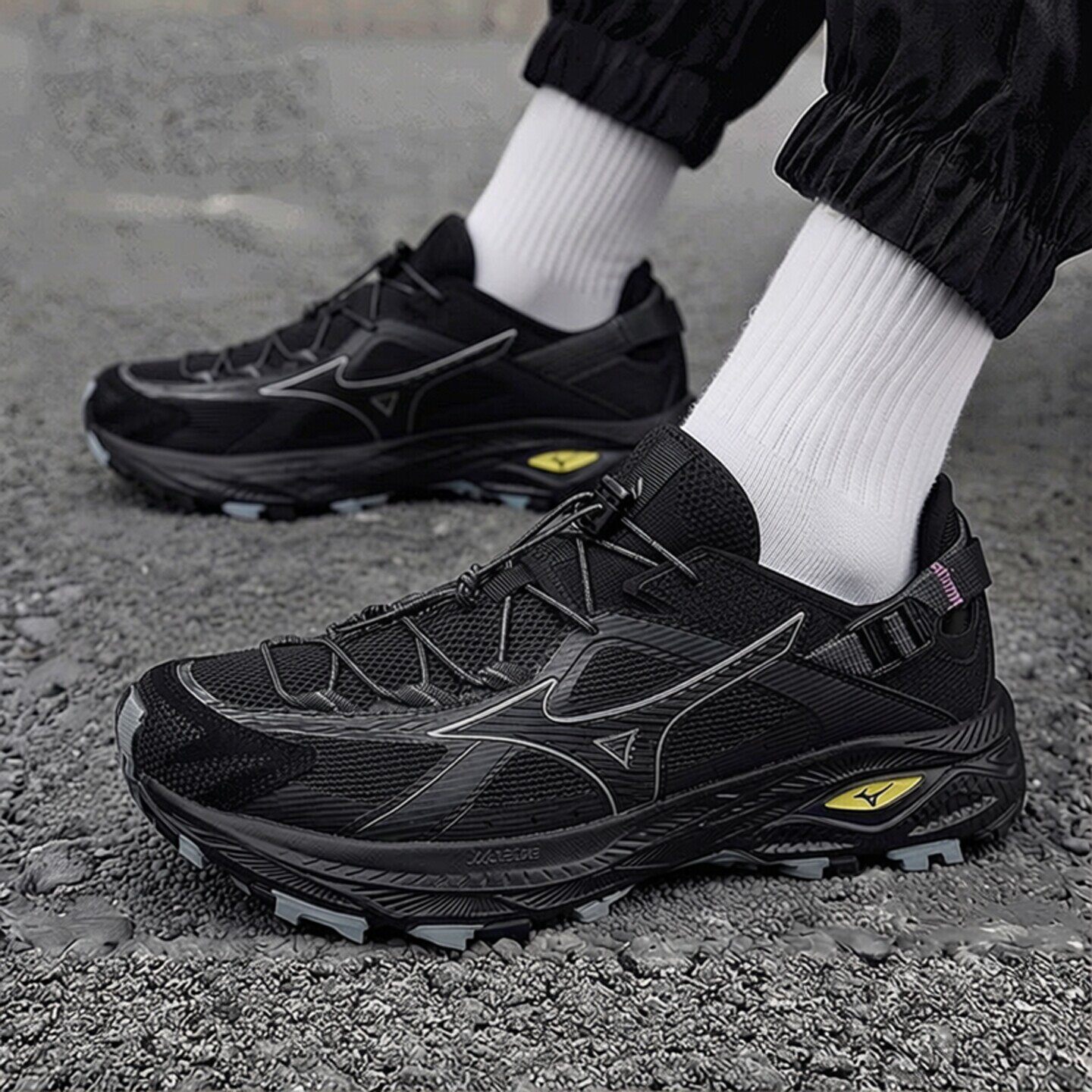 MIZUNO美津浓男鞋女鞋运动鞋徒步鞋溯溪鞋户外休闲鞋情侣越野跑