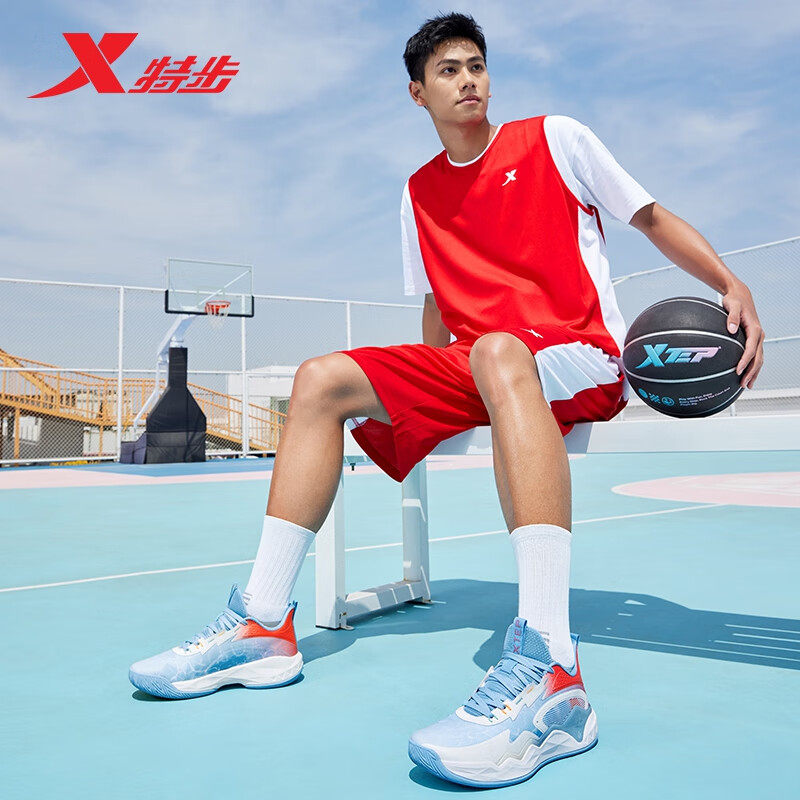 特步林书豪二代男鞋夏季新款透气减震运动鞋比赛训练正品篮球鞋