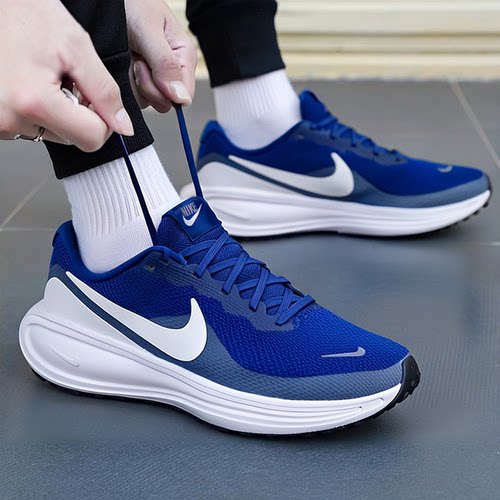 耐克正品运动鞋男鞋25冬季新款跑步鞋REVOLUTION8透气跑鞋HJ9198