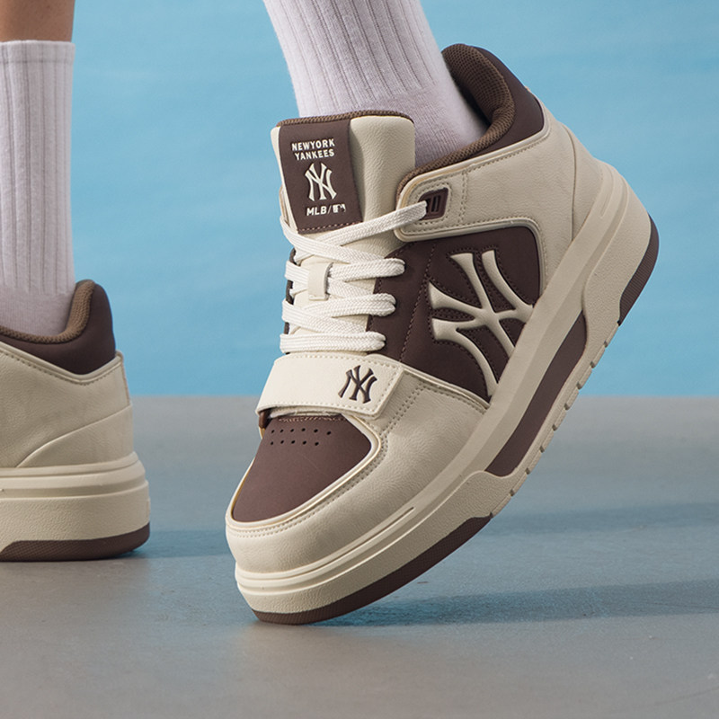 MLB官方 男鞋女鞋2025冬季新款 运动鞋时尚潮流休闲鞋子3ASXW015N