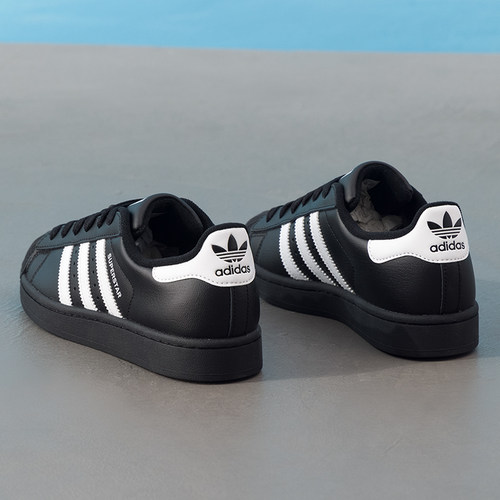 阿迪达斯Superstar2三叶草女鞋贝壳头运动鞋时尚板鞋轻便休闲鞋