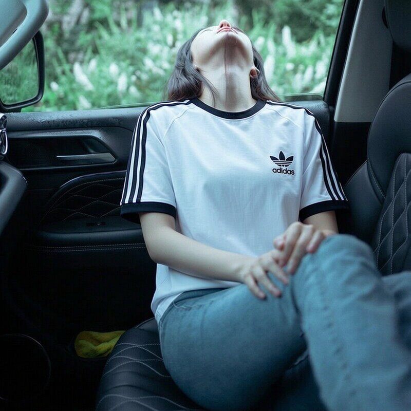 阿迪达斯三叶草女装2026春季运动服时尚休闲圆领短袖T恤KD36