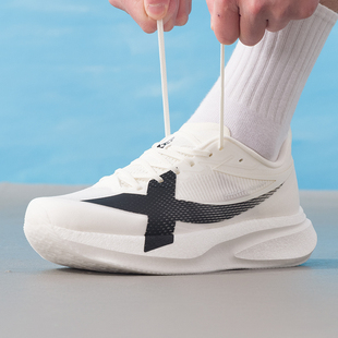 轻量缓震跑步鞋 XTEP特步两千公里5代pro跑鞋 运动鞋 2026新款 男鞋