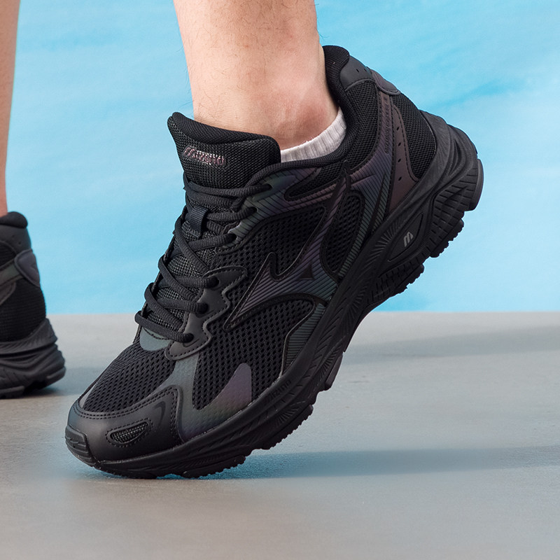 美津浓官方男鞋女鞋冬季运动鞋RACER S黑武士减震网面跑步鞋
