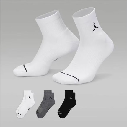 NIKE耐克男袜女袜JORDAN篮球运动训练情侣休闲袜三双装袜子DX9655