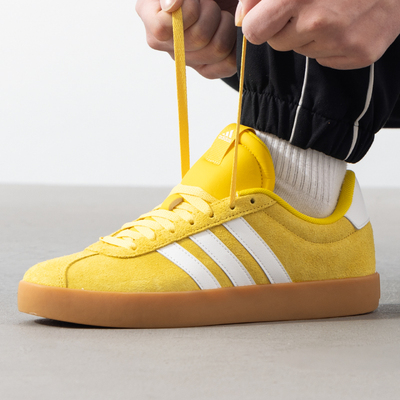 阿迪达斯黄色板鞋男鞋女鞋春季新款低帮休闲鞋情侣运动鞋子JP8570