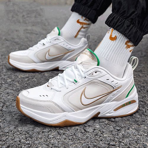 运动休闲 经典logo 时尚大气