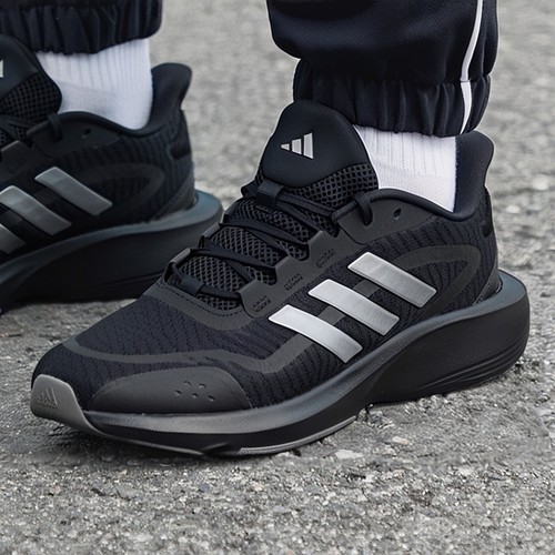 阿迪达斯官方正品跑步鞋男鞋冬季新款网面透气休闲鞋减震跑鞋男