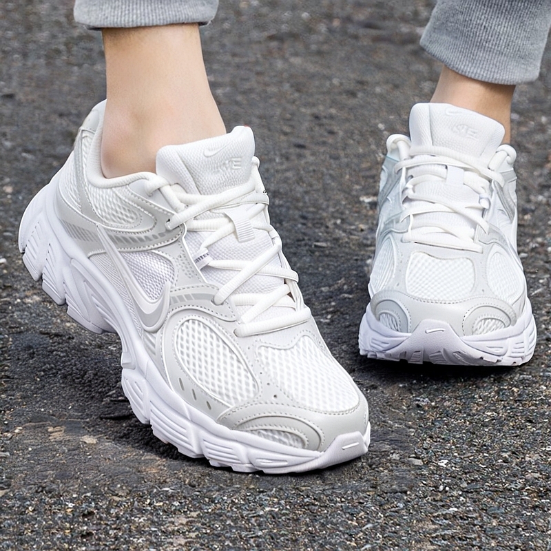 NIKE耐克复古休闲鞋女鞋秋季新款V5 RNR老爹鞋轻便运动鞋子HQ7901