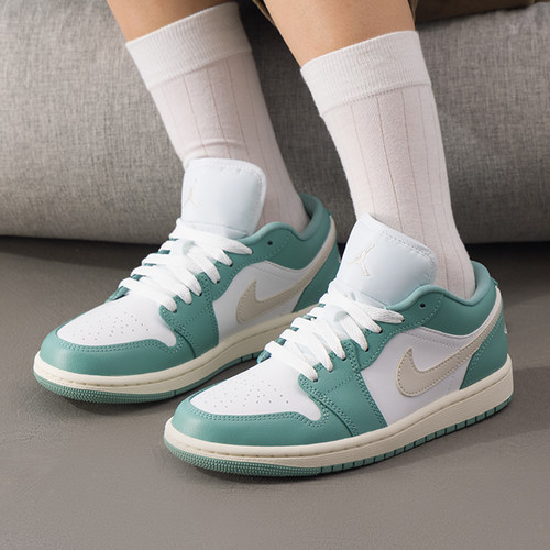 幸运叶子丨NIKE耐克篮球板鞋女鞋AIR JORDAN 1运动鞋复古休闲鞋子