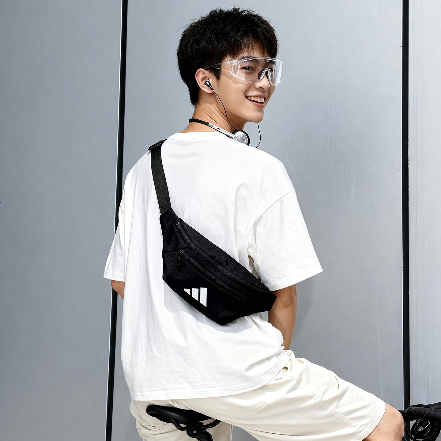 幸运叶子丨阿迪达斯男包女包户外运动包休闲腰包情侣包JM7155