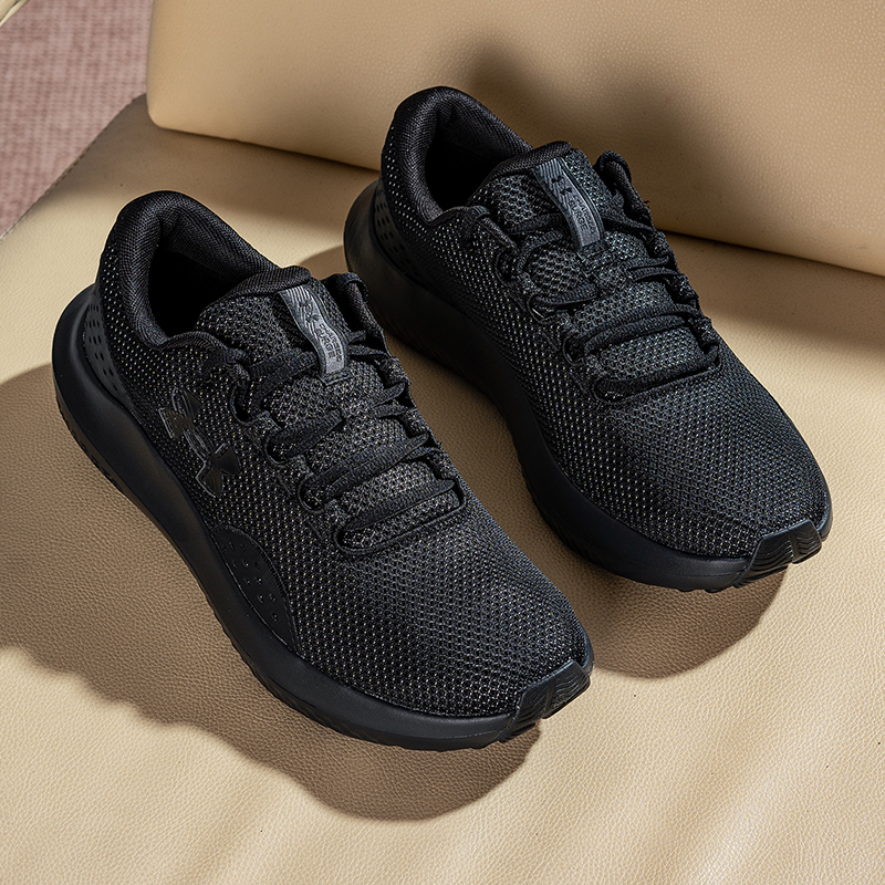 UA安德玛减震跑步鞋男鞋秋季新款Charged Surge 4运动鞋户外跑鞋