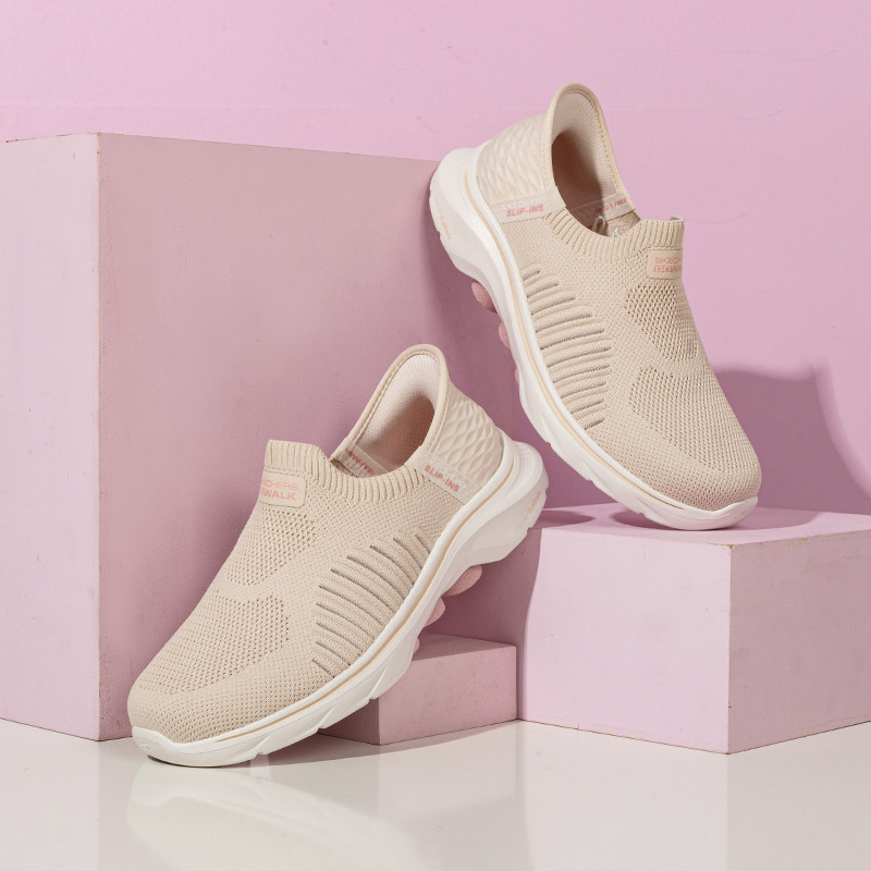 斯凯奇GO WALK 7女士一脚穿健步鞋女鞋透气网面休闲鞋软底运动鞋